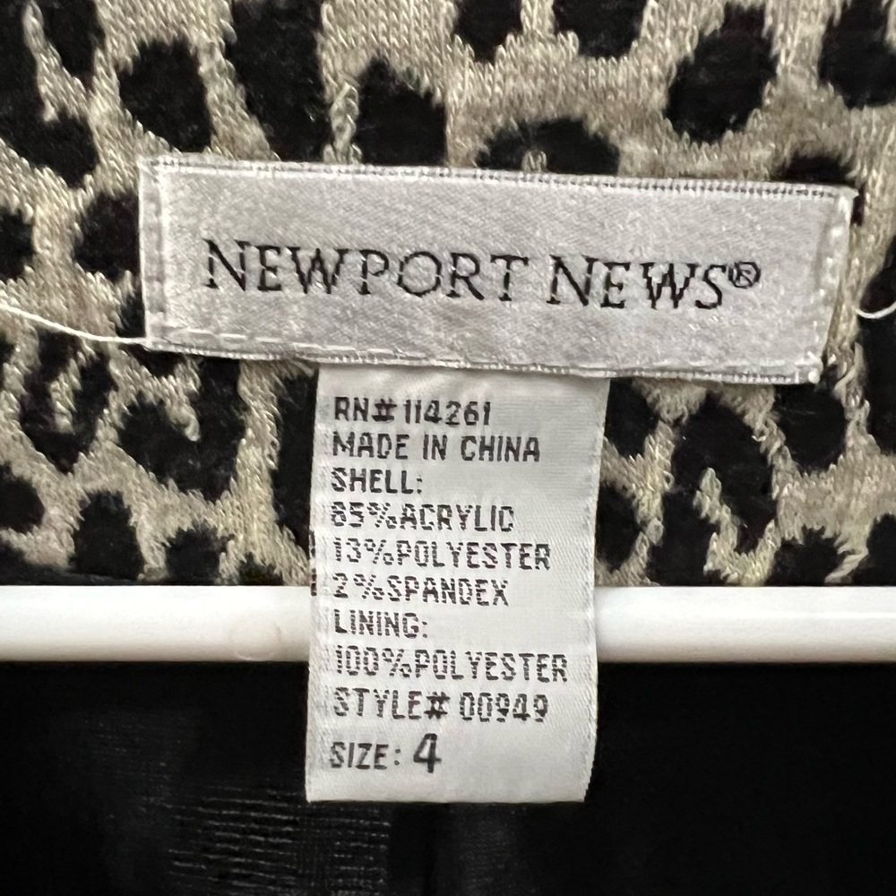 Leopard Print Crop Jacket With Ruffled Lapel - image 2